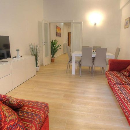 Holiday Aroma Apartment Bagian luar foto