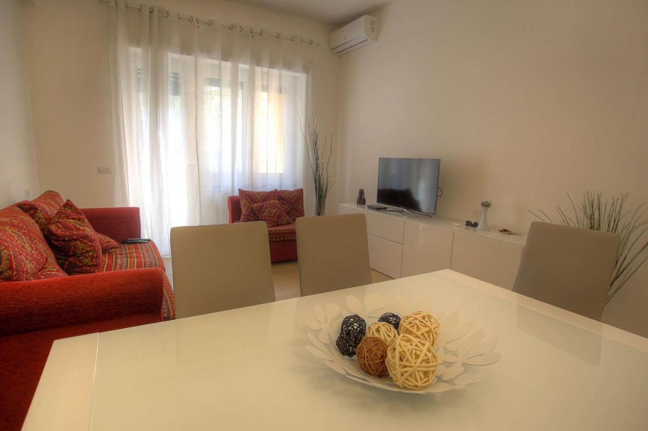 Holiday Aroma Apartment Bagian luar foto
